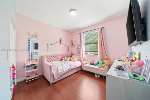 Adosado en venta en Homestead, Florida, 4 dormitorios, 161.28 m2 № 1967042 - foto 13