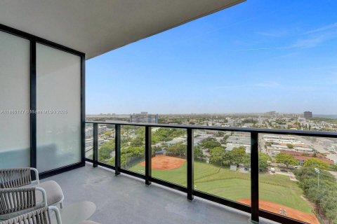 Condominio en venta en Miami Beach, Florida, 1 dormitorio, 43.2 m2 № 1929165 - foto 14