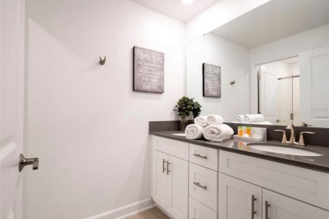 Adosado en venta en Kissimmee, Florida, 4 dormitorios, 176.7 m2 № 1915606 - foto 24