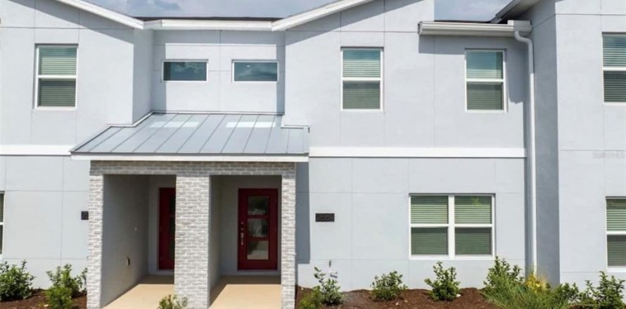 Adosado en Kissimmee, Florida 4 dormitorios, 176.7 m2 № 1915606