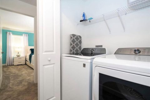 Adosado en venta en Kissimmee, Florida, 4 dormitorios, 176.7 m2 № 1915606 - foto 20