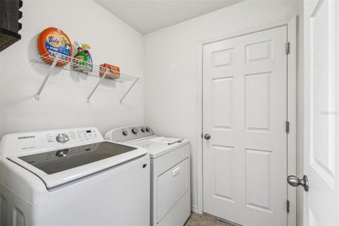 Casa en venta en Brooksville, Florida, 3 dormitorios, 143.63 m2 № 2117477 - foto 26
