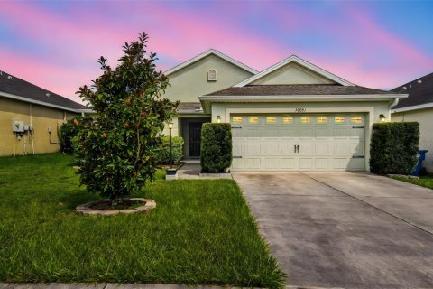 House in Brooksville, Florida 3 bedrooms, 143.63 sq.m. № 2117477