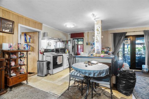Casa en venta en Pompano Beach, Florida, 2 dormitorios, 86.21 m2 № 1842595 - foto 9