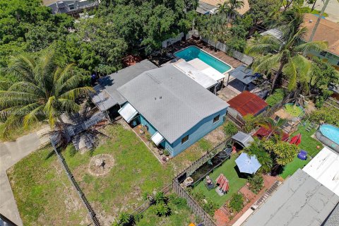Casa en venta en Pompano Beach, Florida, 2 dormitorios, 86.21 m2 № 1842595 - foto 24