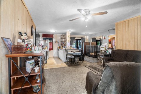 Casa en venta en Pompano Beach, Florida, 2 dormitorios, 86.21 m2 № 1842595 - foto 6