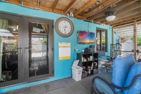 Casa en venta en Pompano Beach, Florida, 2 dormitorios, 86.21 m2 № 1842595 - foto 20