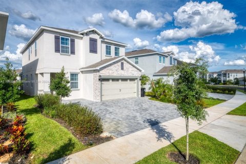 House in Kissimmee, Florida 5 bedrooms, 236.9 sq.m. № 1467596 - photo 15