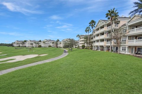 Condo in Four Corners, Florida, 3 bedrooms № 2204451 - photo 4