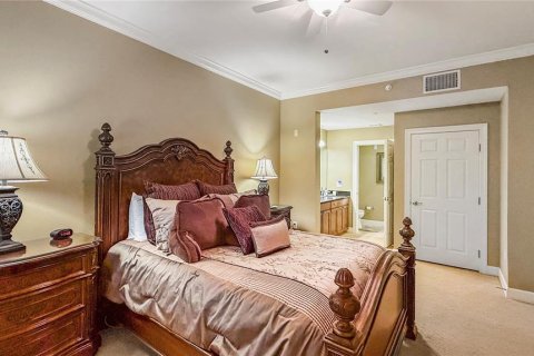 Condo in Four Corners, Florida, 3 bedrooms № 2204451 - photo 24