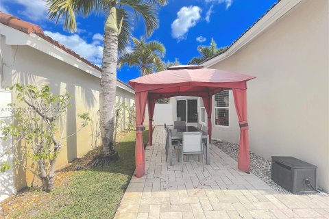 Купить виллу или дом в Холливуд, Флорида 3 спальни, 172.05м2, № 2026261 - фото 28