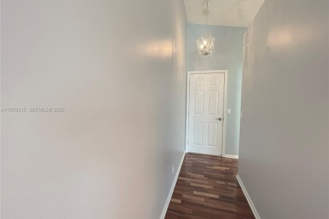 Купить виллу или дом в Холливуд, Флорида 3 спальни, 172.05м2, № 2026261 - фото 21