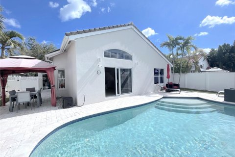 Купить виллу или дом в Холливуд, Флорида 3 спальни, 172.05м2, № 2026261 - фото 23