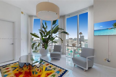 Condominio en venta en Miami, Florida, 2 dormitorios, 147.53 m2 № 2154441 - foto 15