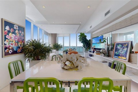 Condominio en venta en Miami, Florida, 2 dormitorios, 147.53 m2 № 2154441 - foto 8