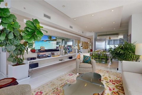 Condominio en venta en Miami, Florida, 2 dormitorios, 147.53 m2 № 2154441 - foto 10