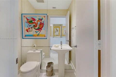 Condominio en venta en Miami, Florida, 2 dormitorios, 147.53 m2 № 2154441 - foto 20