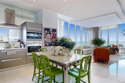 Condominio en venta en Miami, Florida, 2 dormitorios, 147.53 m2 № 2154441 - foto 5