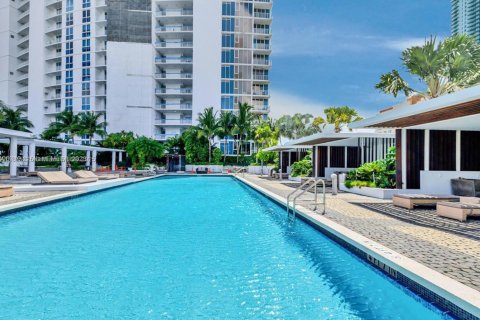 Condominio en venta en Miami, Florida, 2 dormitorios, 147.53 m2 № 2154441 - foto 25