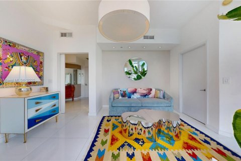 Condominio en venta en Miami, Florida, 2 dormitorios, 147.53 m2 № 2154441 - foto 16