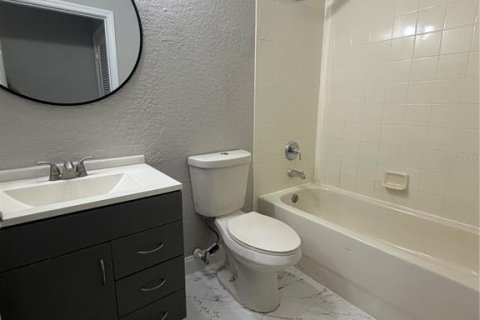 Condo in Kissimmee, Florida, 3 bedrooms  № 2221651 - photo 12