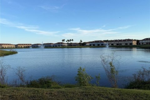 Condo in Kissimmee, Florida, 3 bedrooms  № 2221651 - photo 2