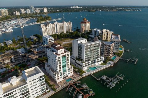Снять в аренду кондоминиум в Сарасота, Флорида 3 комнаты, 281.59м2, № 1591831 - фото 4