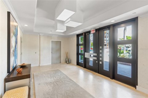 Снять в аренду кондоминиум в Сарасота, Флорида 3 комнаты, 281.59м2, № 1591831 - фото 5