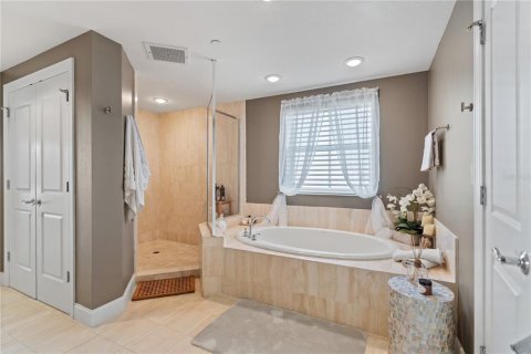 Снять в аренду кондоминиум в Сарасота, Флорида 3 комнаты, 281.59м2, № 1591831 - фото 23