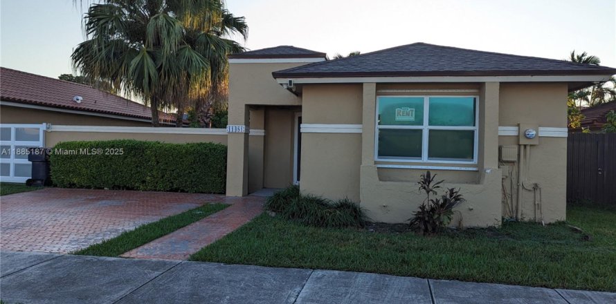 Villa ou maison à Miami, Floride 3 chambres, 155.7 m2 № 1933919