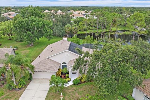 House in Sarasota, Florida 3 bedrooms, 187.94 sq.m. № 1816895 - photo 2