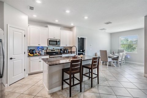 House in Riverview, Florida 3 bedrooms, 160.91 sq.m. № 1795311 - photo 16