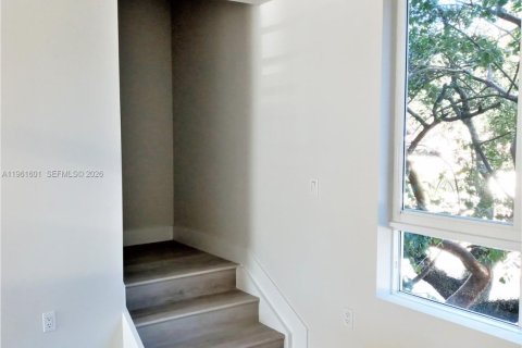 Снять в аренду кондоминиум в Майами, Флорида 2 спальни, 123.1м2, № 2024476 - фото 20