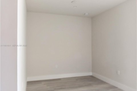 Снять в аренду кондоминиум в Майами, Флорида 2 спальни, 123.1м2, № 2024476 - фото 22