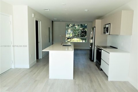 Снять в аренду кондоминиум в Майами, Флорида 2 спальни, 123.1м2, № 2024476 - фото 12