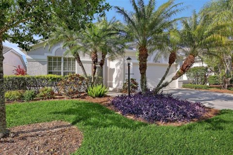 House in Lakewood Ranch, Florida 3 bedrooms, 170.2 sq.m. № 2200050