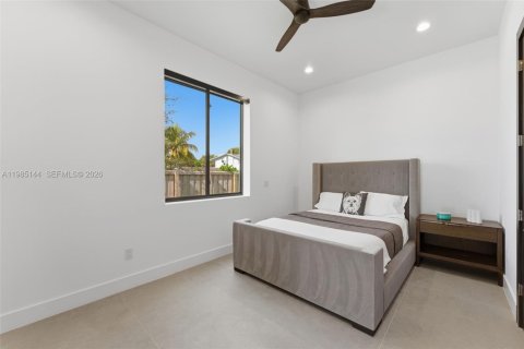 Villa ou maison à vendre à Wilton Manors, Floride: 4 chambres, 249.63 m2 № 2049549 - photo 12