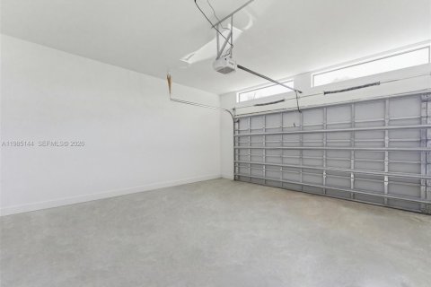 Villa ou maison à vendre à Wilton Manors, Floride: 4 chambres, 249.63 m2 № 2049549 - photo 18