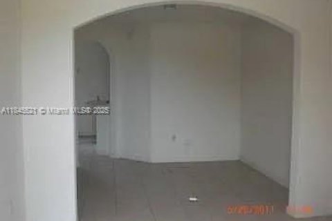 Townhouse in Homestead, Florida 3 bedrooms, 134.43 sq.m. № 1850817 - photo 3
