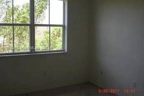 Townhouse in Homestead, Florida 3 bedrooms, 134.43 sq.m. № 1850817 - photo 2
