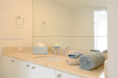 Condominio en venta en Miami, Florida, 2 dormitorios, 139.82 m2 № 1992305 - foto 24