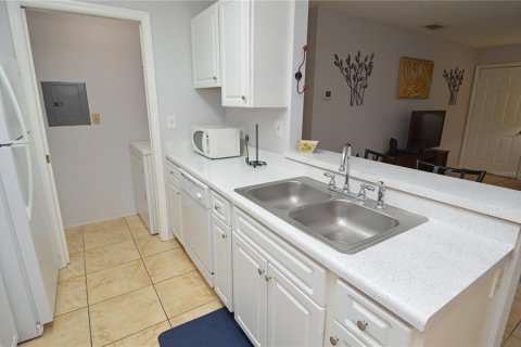 Снять в аренду кондоминиум в Сент-Питерсберг, Флорида 2 спальни, 95.5м2, № 2114818 - фото 9