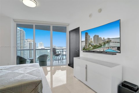 Condo in Miami, Florida, 2 bedrooms  № 2026219 - photo 28