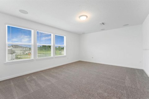 Villa ou maison à vendre à Zephyrhills, Floride: 5 chambres, 349.13 m2 № 2418827 - photo 15