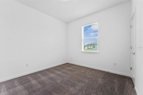 Villa ou maison à vendre à Zephyrhills, Floride: 5 chambres, 349.13 m2 № 2418827 - photo 12