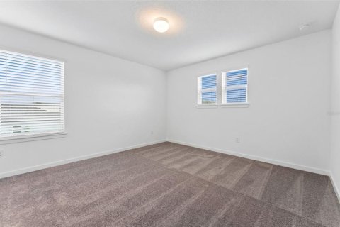 Villa ou maison à vendre à Zephyrhills, Floride: 5 chambres, 349.13 m2 № 2418827 - photo 22
