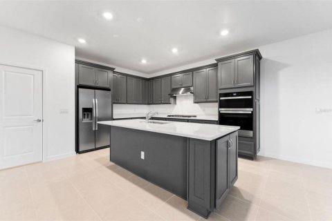 Villa ou maison à vendre à Zephyrhills, Floride: 5 chambres, 349.13 m2 № 2418827 - photo 3