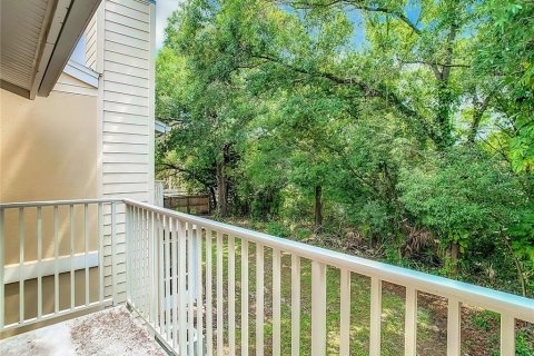 Townhouse in Tampa, Florida 2 bedrooms, 126.35 sq.m. № 2373523 - photo 28