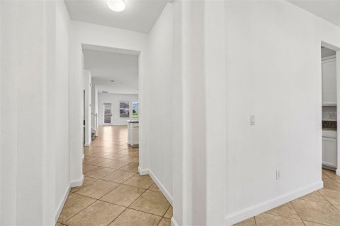 Villa ou maison à vendre à Tampa, Floride: 5 chambres, 353.68 m2 № 2118075 - photo 5