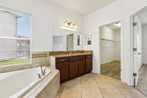 Villa ou maison à vendre à Tampa, Floride: 5 chambres, 353.68 m2 № 2118075 - photo 21